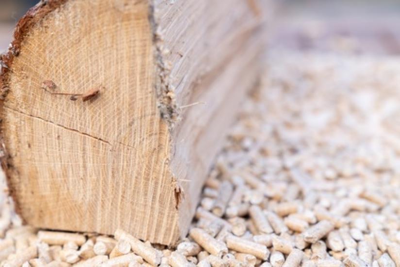 Chauffage au poêle à granulés bois : 8 avantages